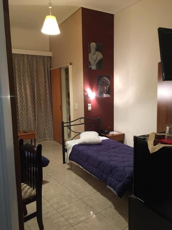 Hotel George Kalamáta Eksteriør bilde