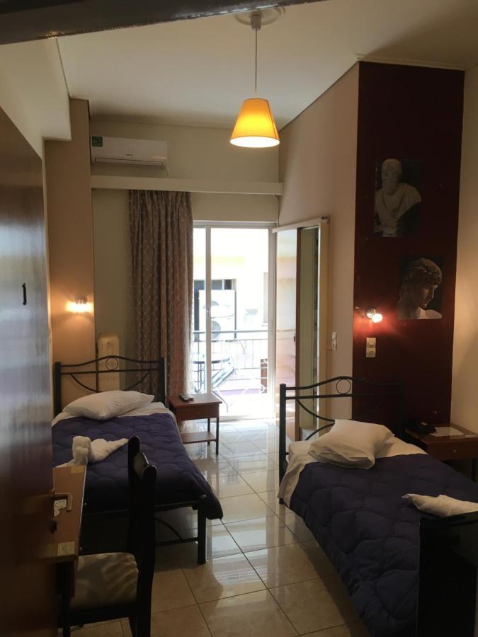 Hotel George Kalamáta Eksteriør bilde